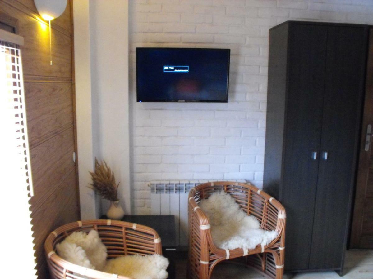 Agroturystyka Zacisze Czarna Owca Farm stay *